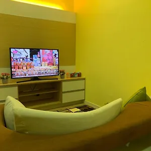 Woodsbury 57 Apartment